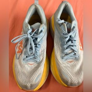 Hokas